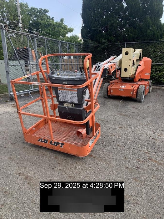 2019 JLG E400AJPN
