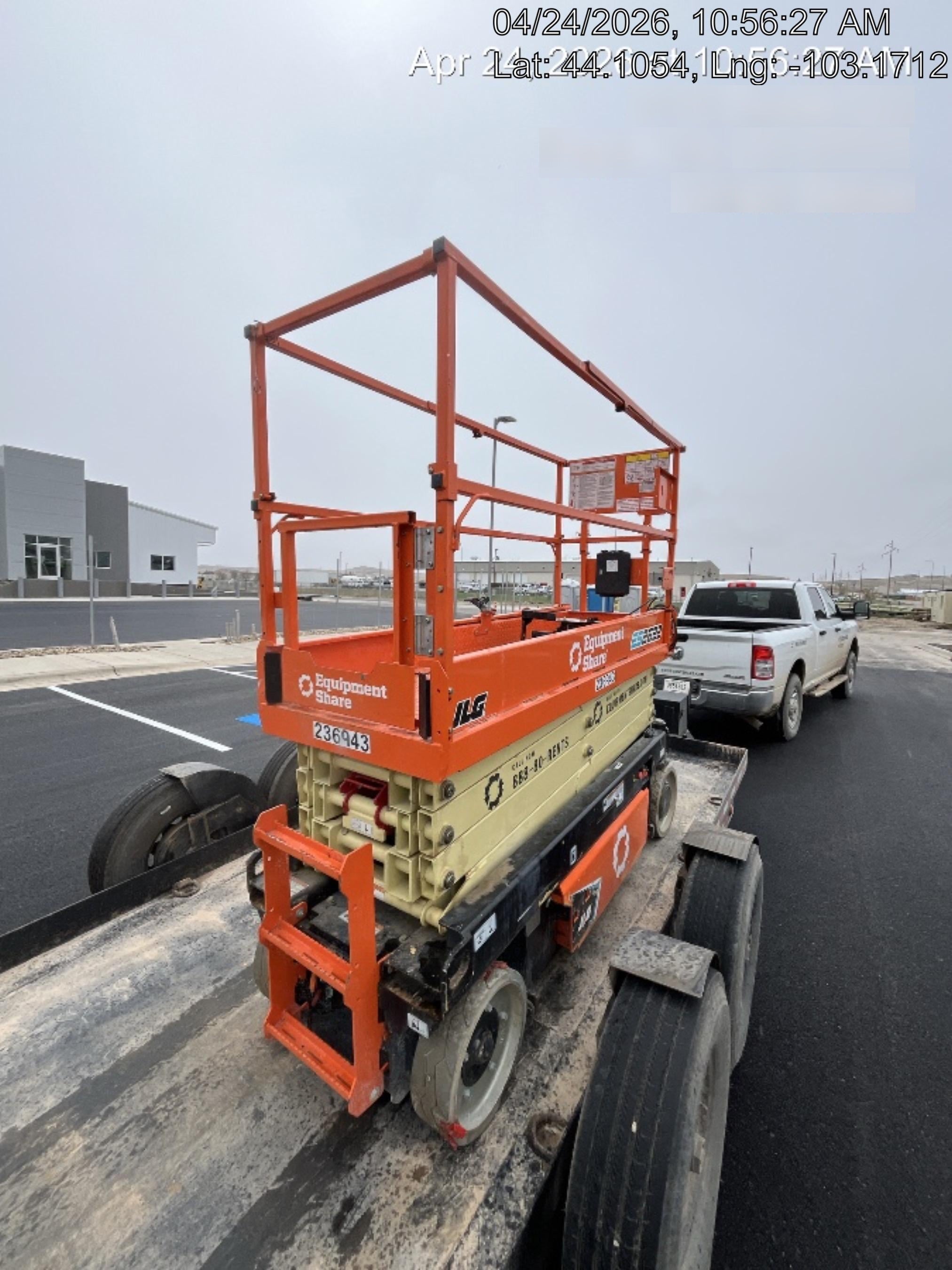 2022 JLG ES2632