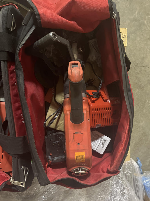 2022 MILWAUKEE 2776-21