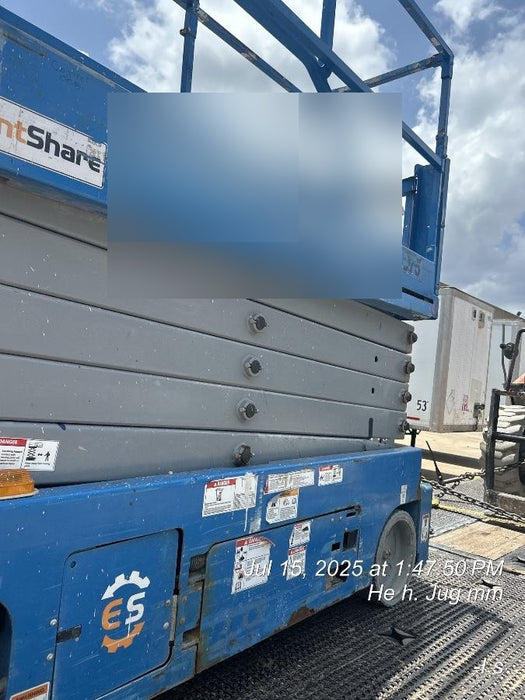 2017 Genie GS-3232 Genie GS3232 Lift w/Folding Rails and Swing Gate