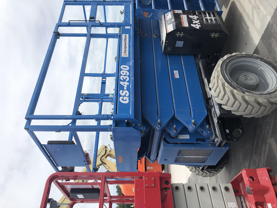 2020 GENIE GS-4390 RT