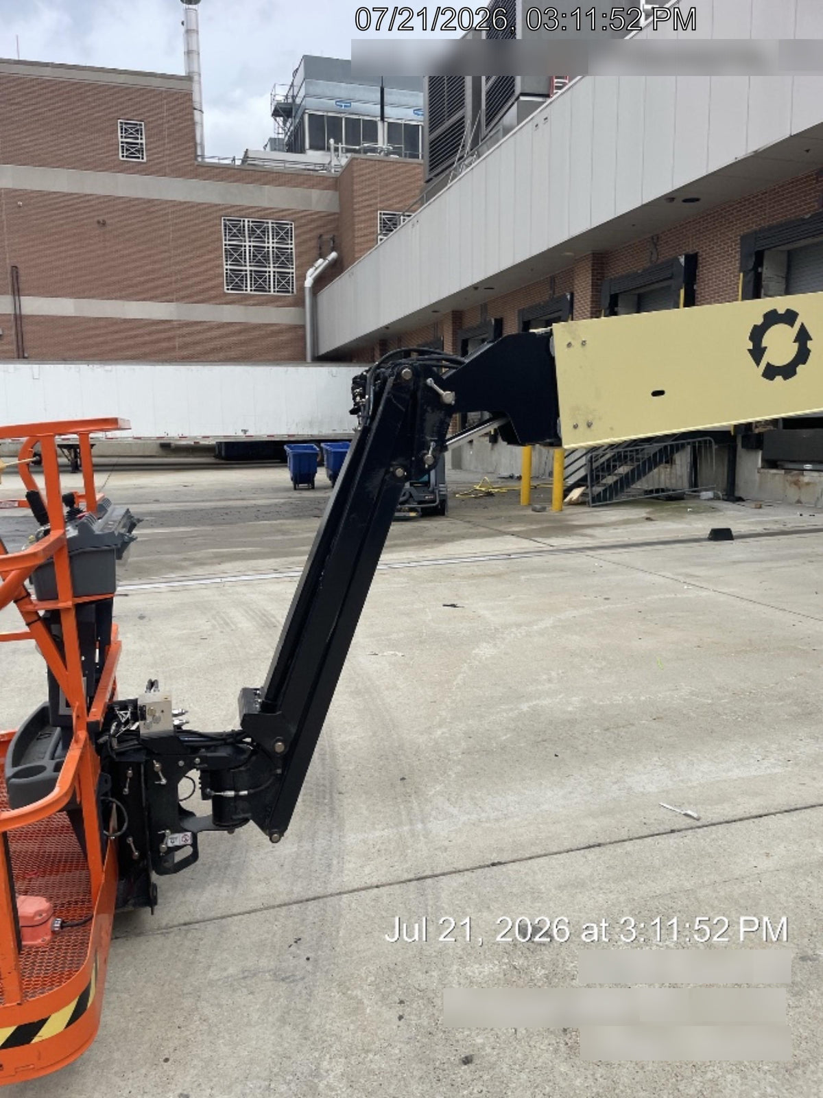 2023 JLG EC600SJ