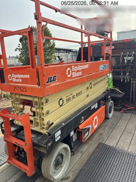 2023 JLG ES2632