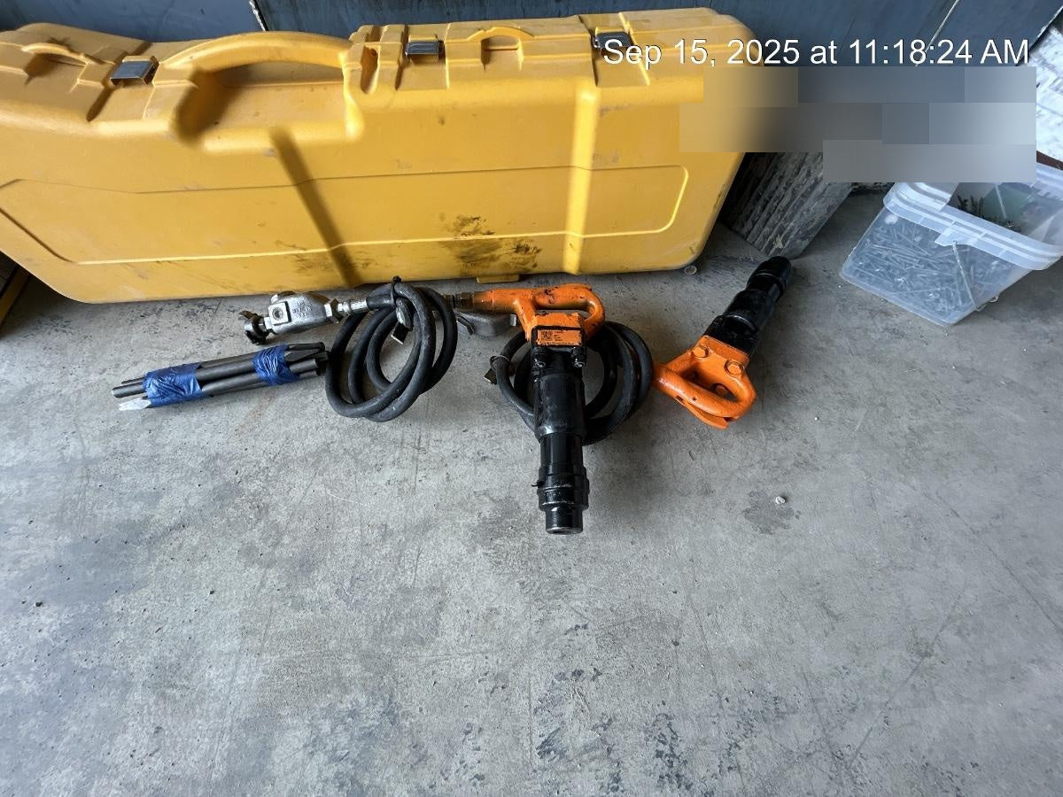 2021 MICHIGAN PNEUMATIC ES-CH3R-TRACKER