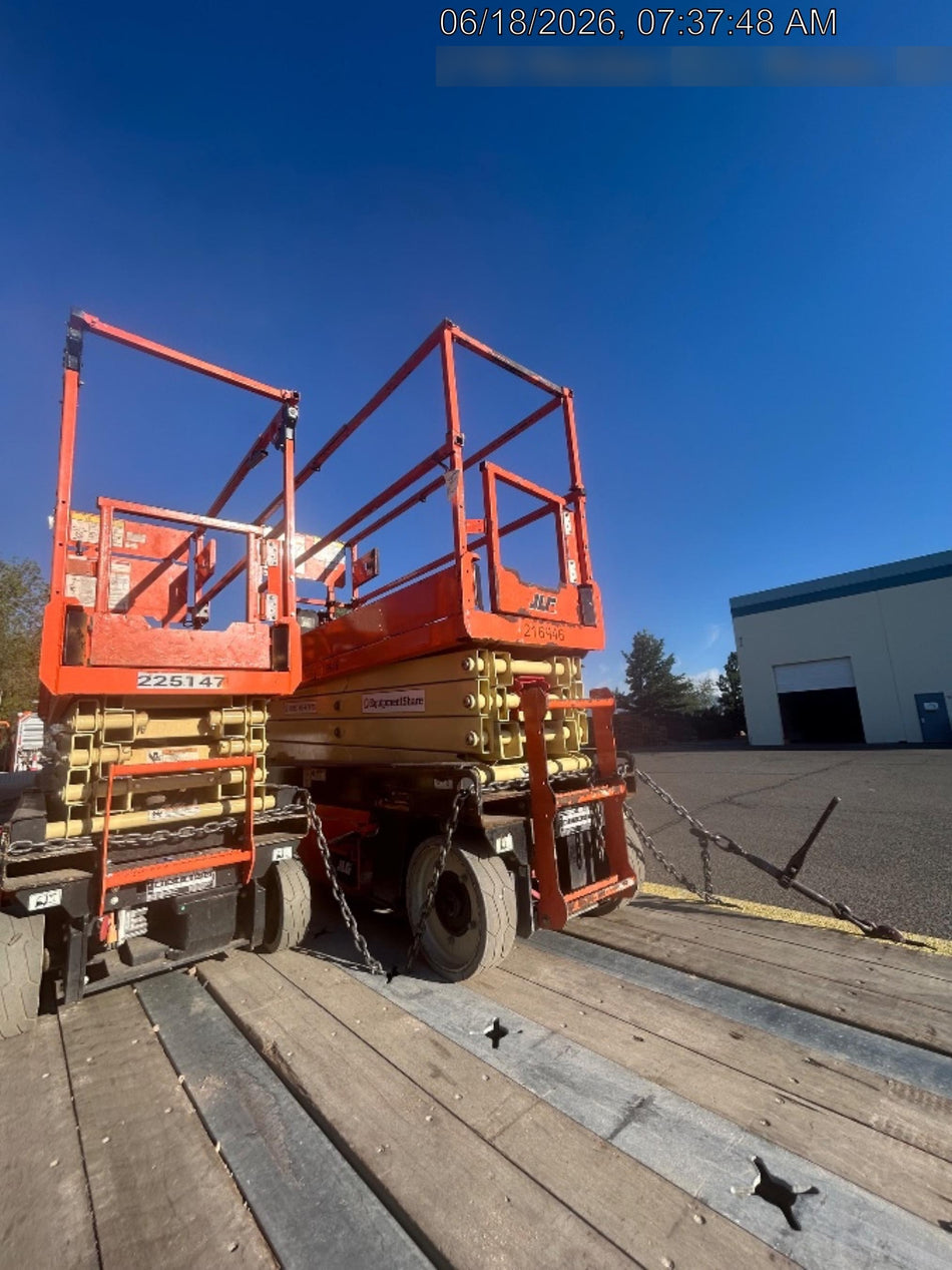 2022 JLG ES1932
