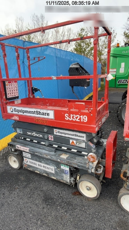 2023 SKYJACK SJ3219