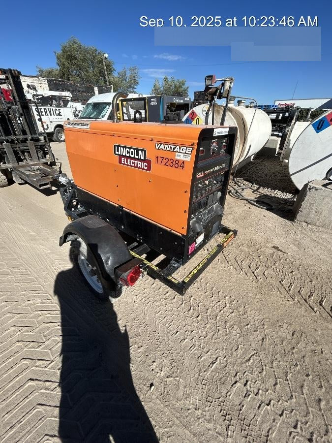2021 Lincoln Electric Vantage 322 Vantage 322 Ready Pak 3 w/ Decals, ORANGE (includes trailer, cable rack, fender light kit) NO Telematics
