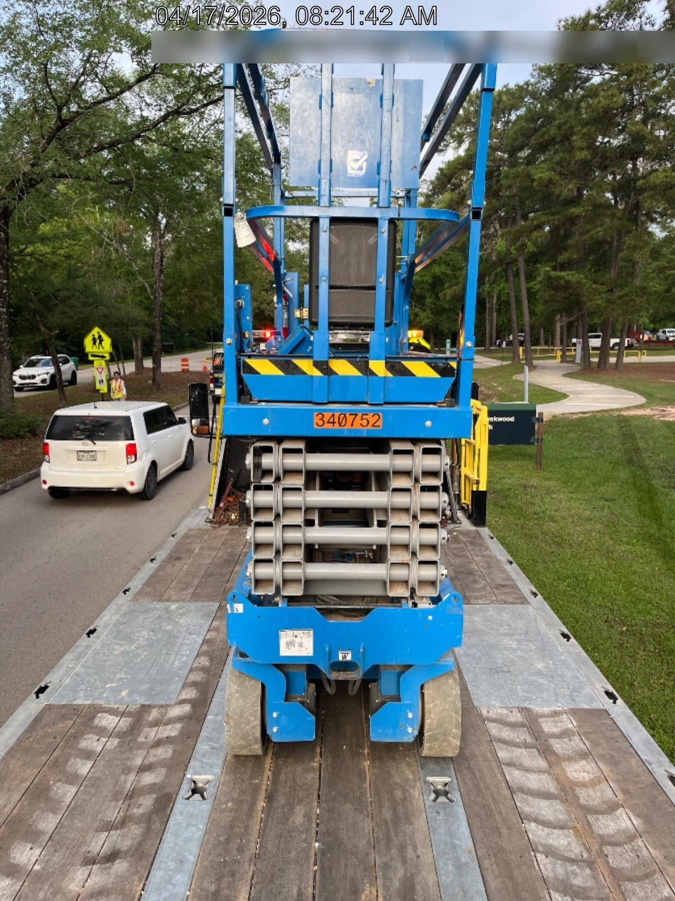 2023 GENIE GS-3232