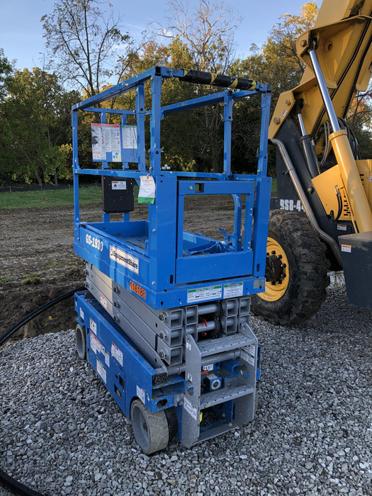 2020 Genie GS-1930 Solid Non Marking Tires, Beacon, Folding rails with half height swing gate