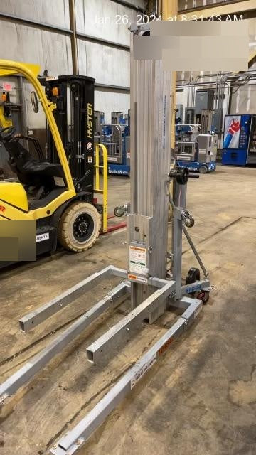 2020 GENIE SLC-24