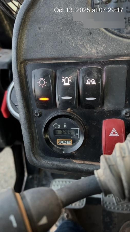 2021 JCB 514-56