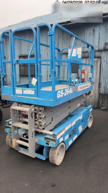 2019 Genie GS-2646 folding rails with full height swing gate