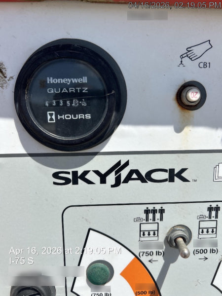 2017 SKYJACK SJ86T
