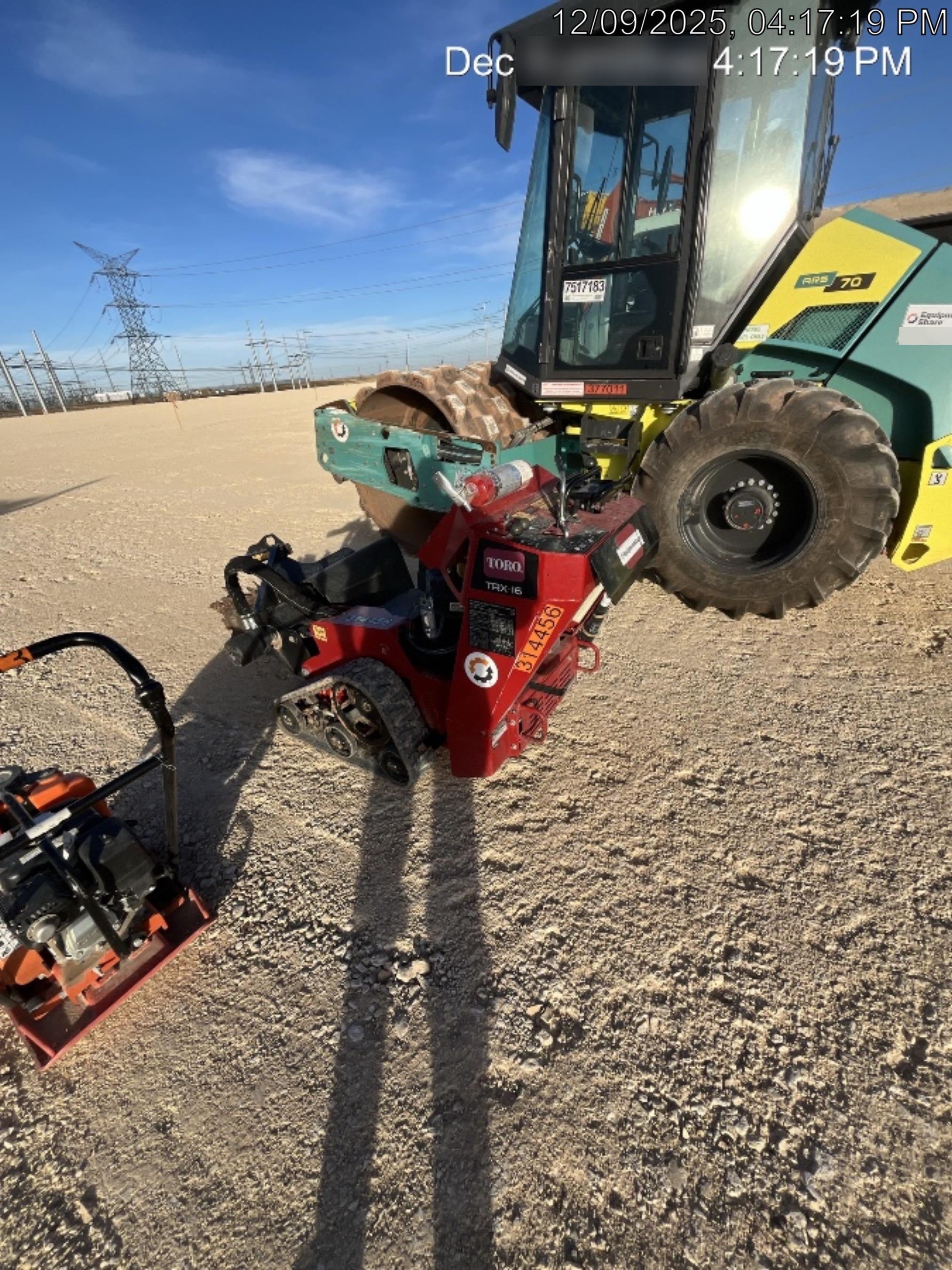 2023 TORO TRX-16