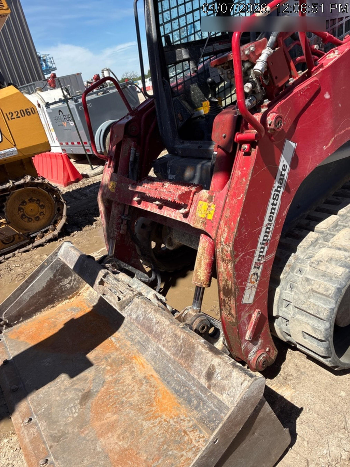 2022 TAKEUCHI TL12R2-CR