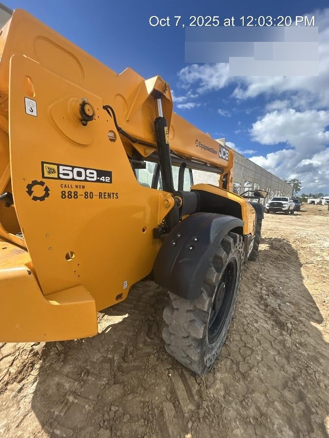 2023 JCB 509-42
