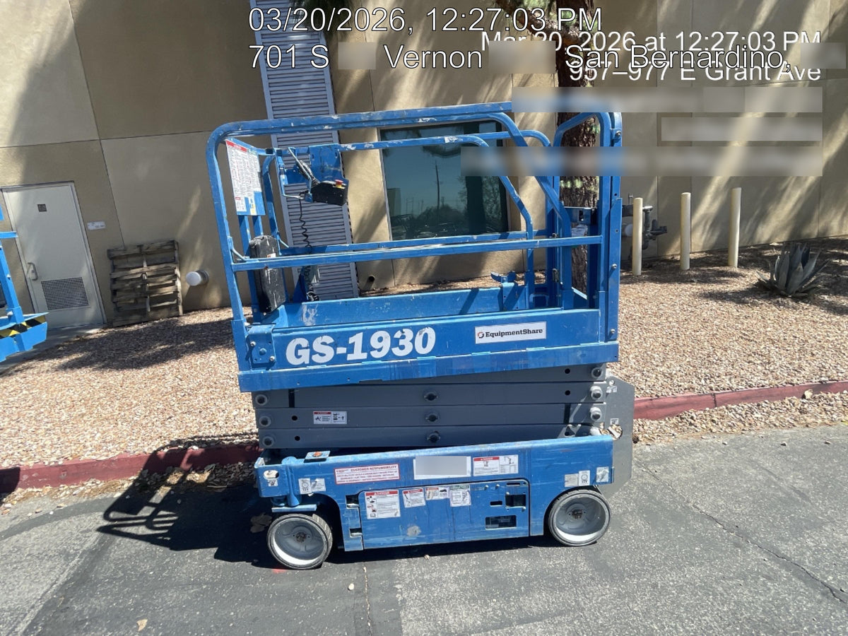 2019 Genie GS-1930 Half Height Swing Gate, 800W Inverter