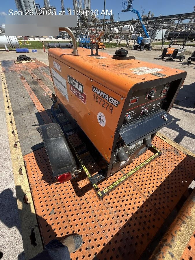 2021 Lincoln Electric Vantage 322 Vantage 322 Ready Pak 3 w/ Decals, ORANGE (includes trailer, cable rack, fender light kit) NO Telematics