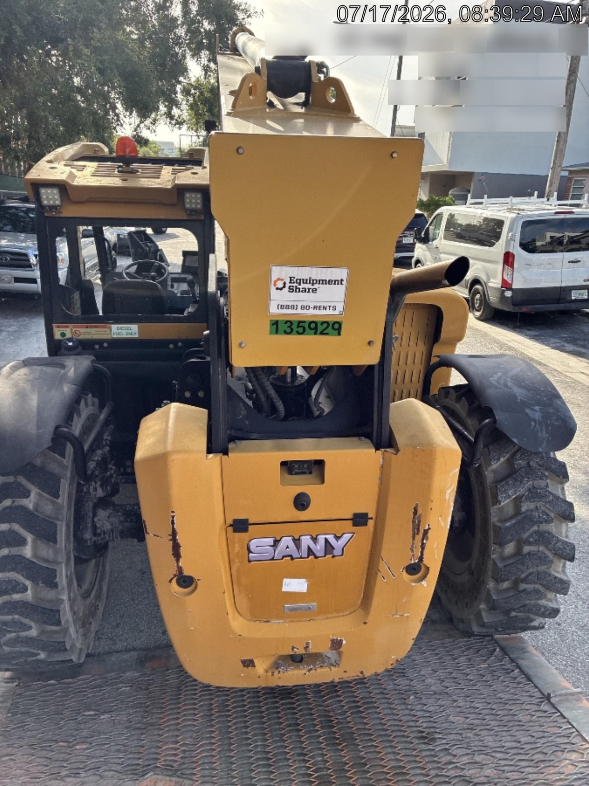 2021 SANY STH1056