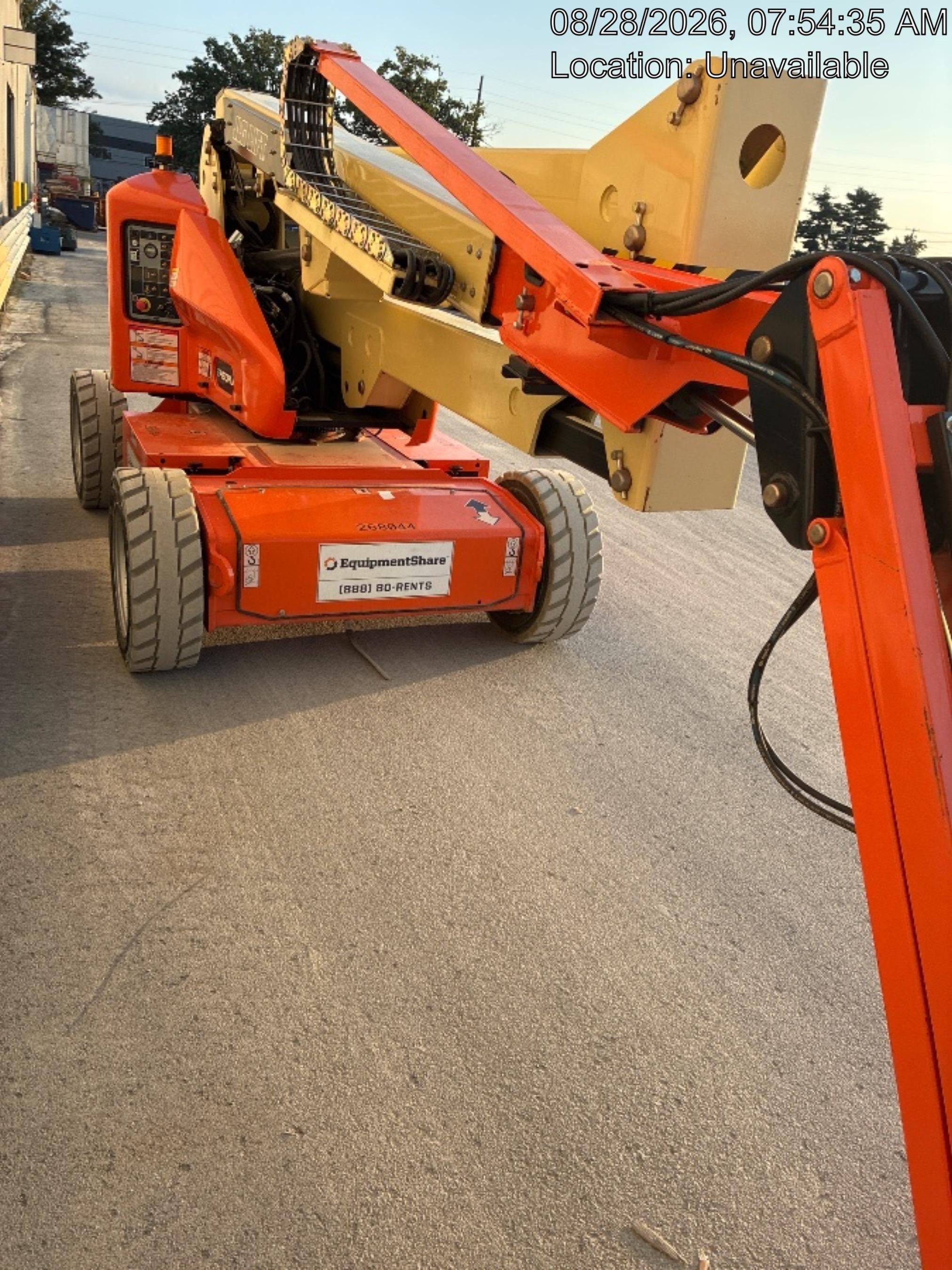 2022 JLG E450AJ