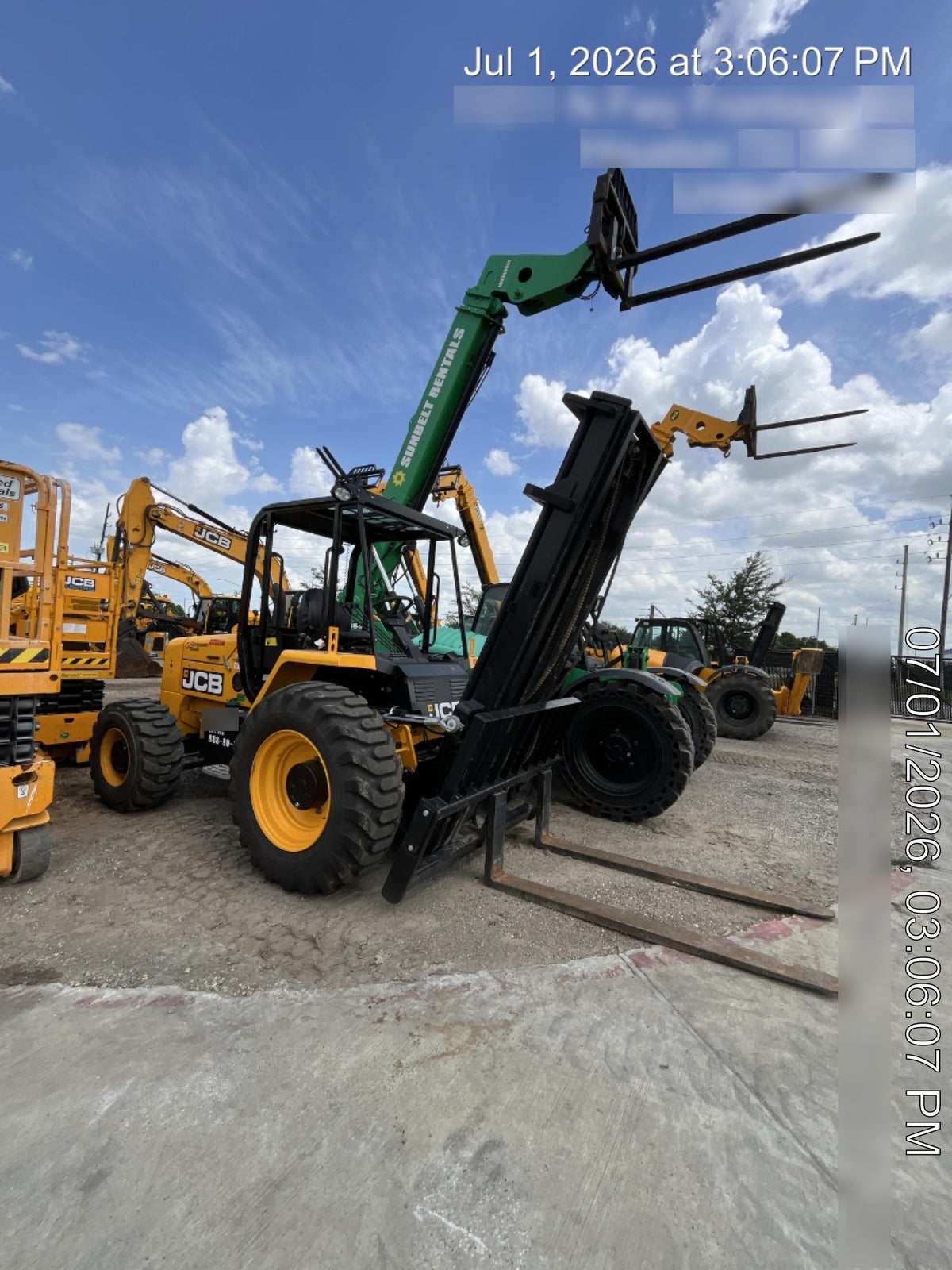 2025 JCB 930-4