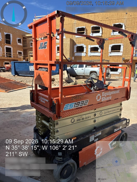 2023 JLG ES1932