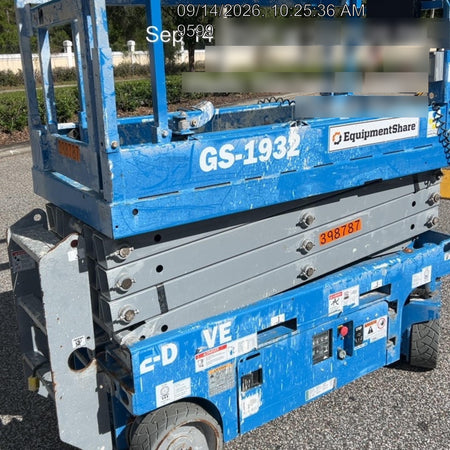 2024 GENIE GS-1932