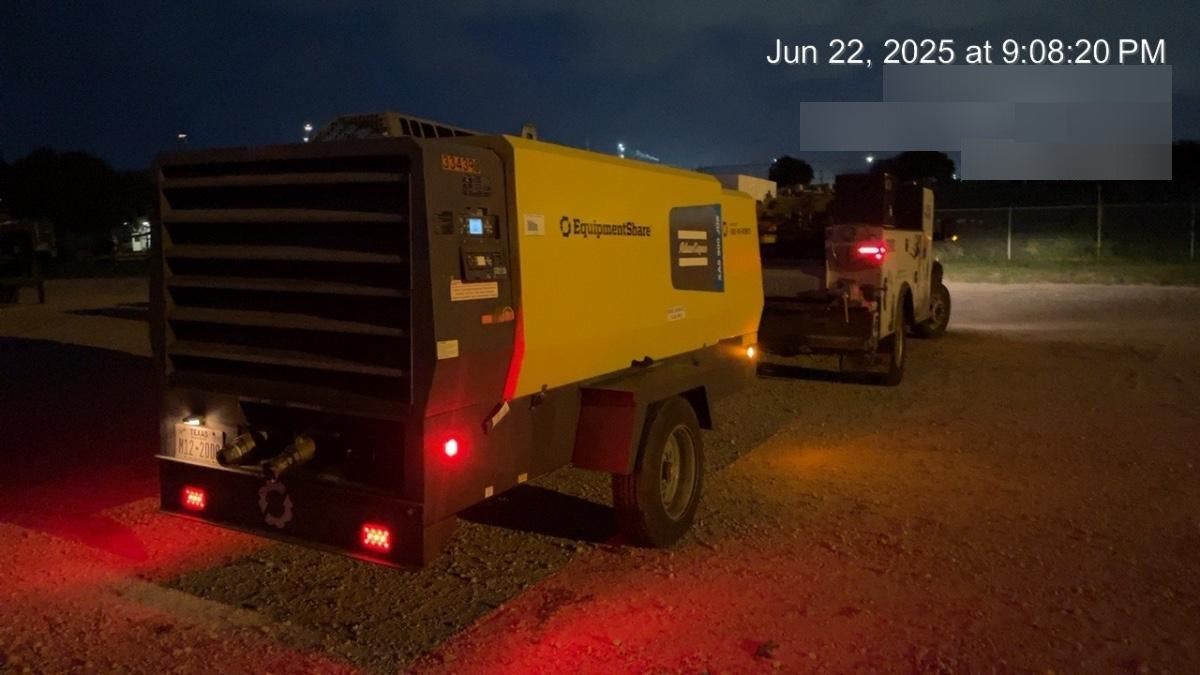 2023 ATLAS COPCO XAS 900