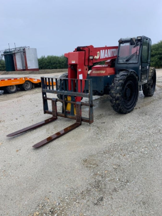 2018 Manitou 12042 Manitou MTA 12042 w/Cab/Heat/AC, Work Lights/Strobe, Aux Hyd, Solid Tires, Lift Hook, 66" Carriage, 72" Forks