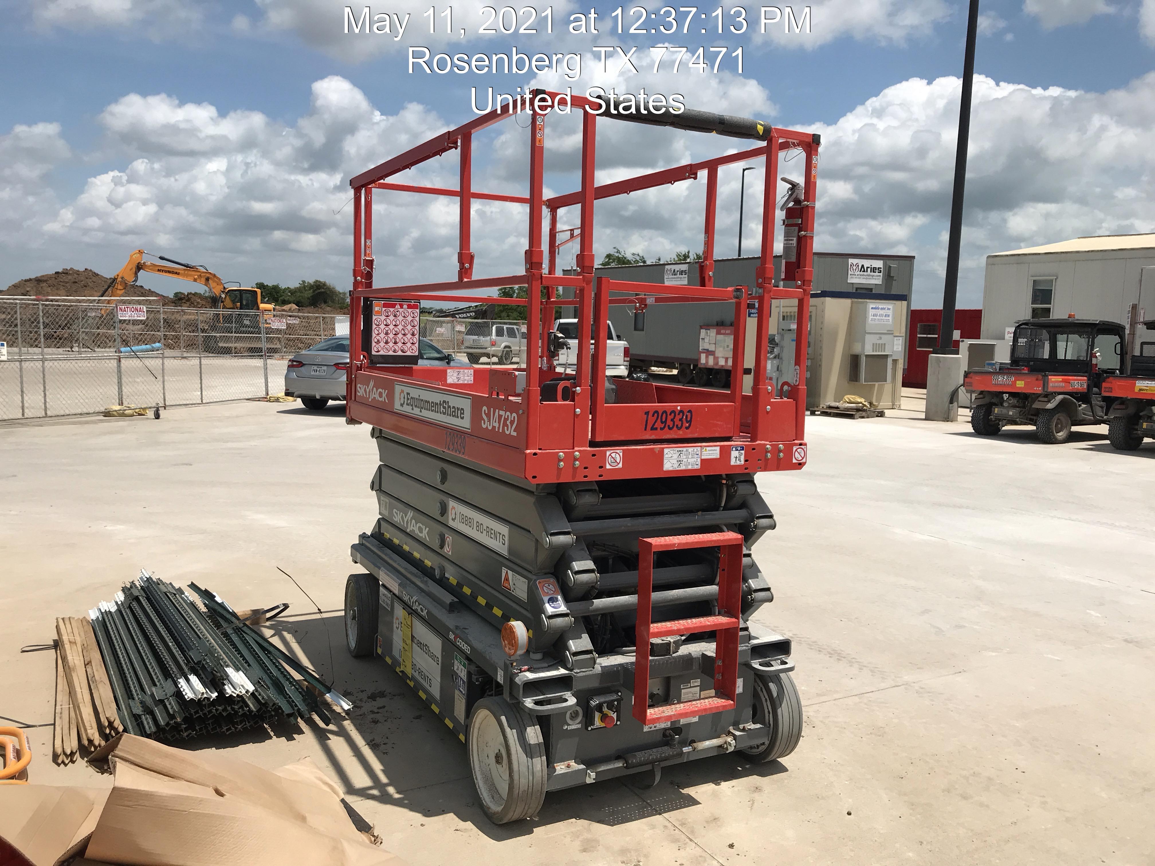 2021 SKYJACK SJ4732