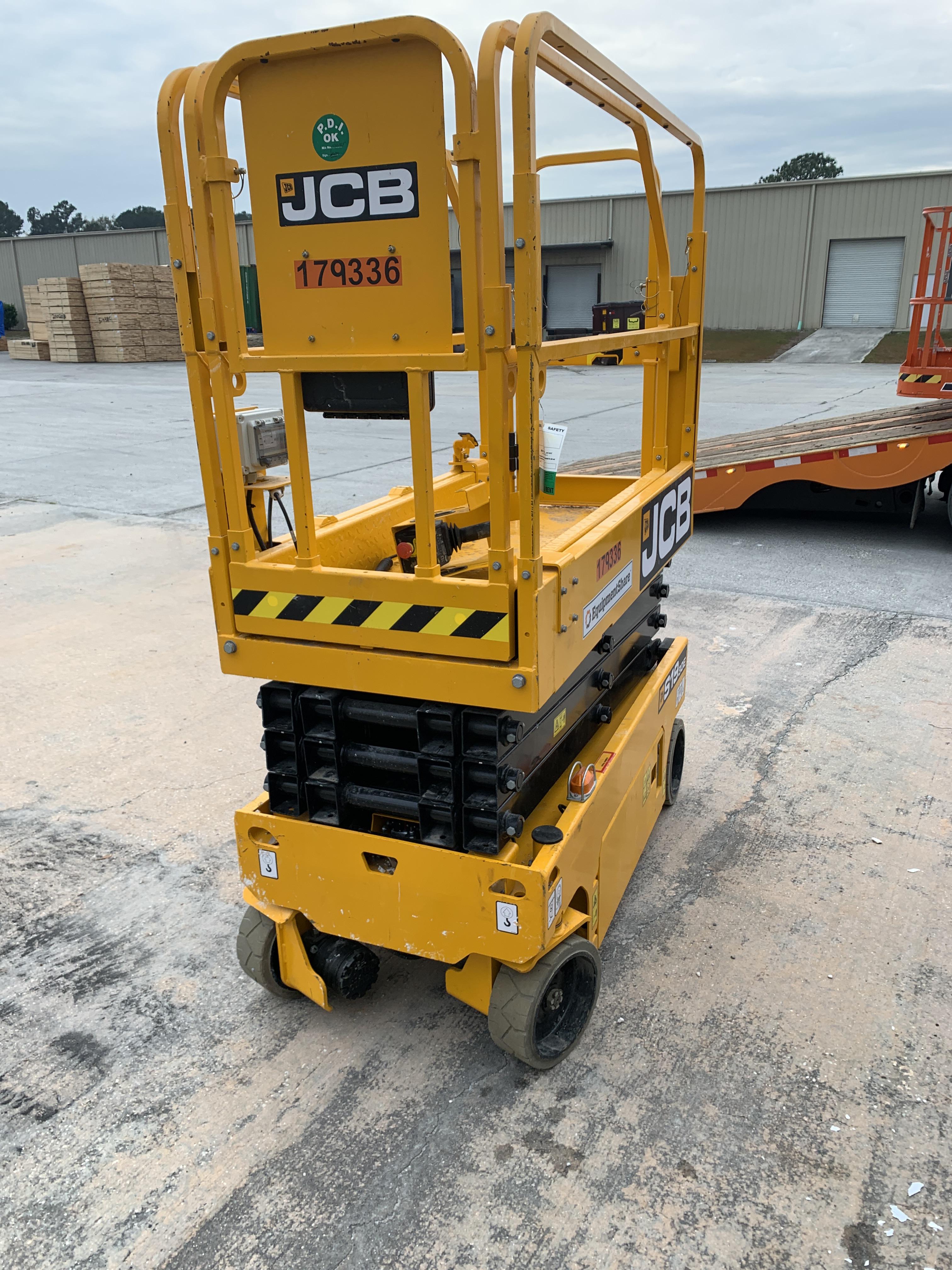 2021 JCB S1930E