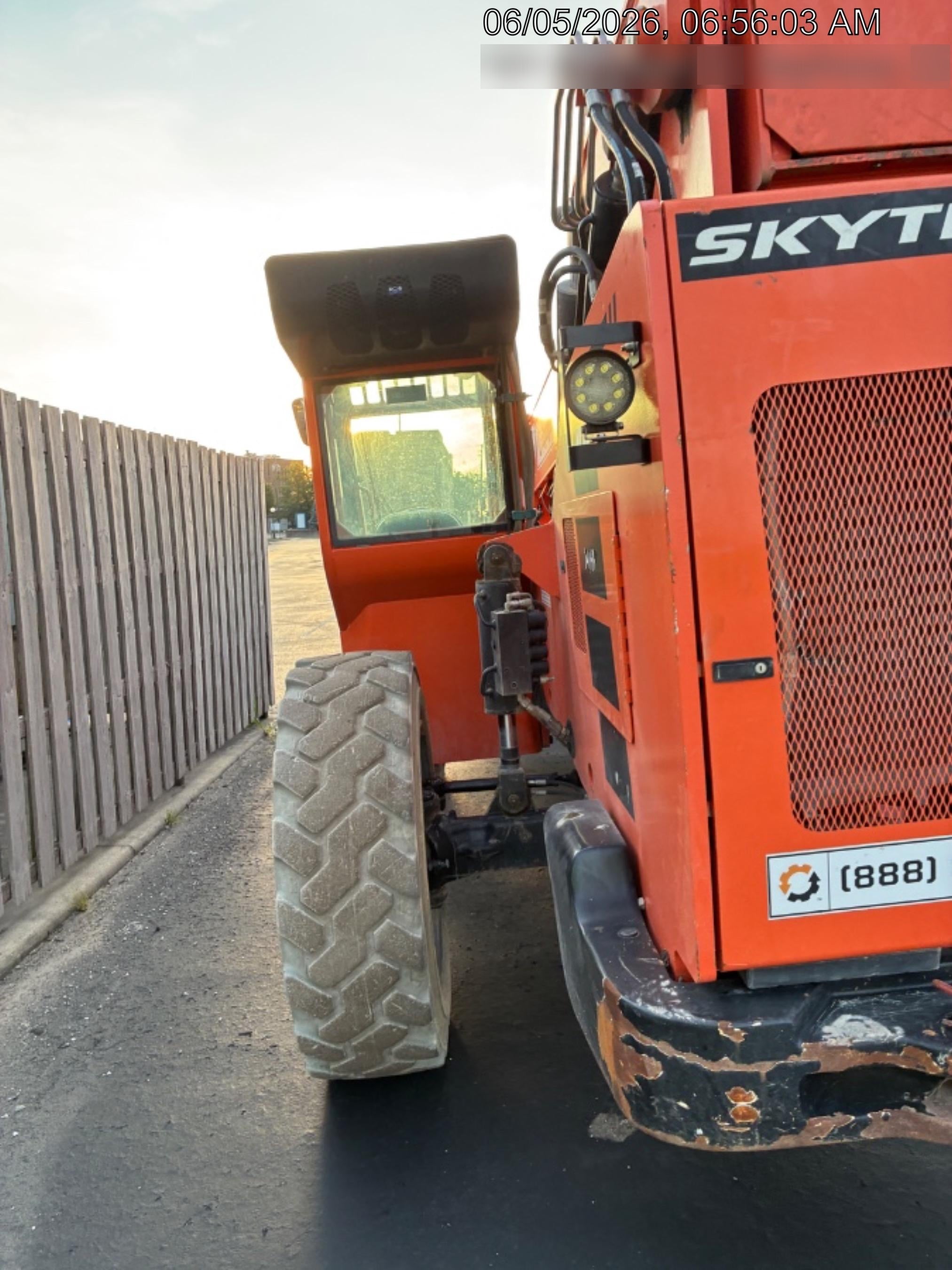 2021 SKYTRAK 10054