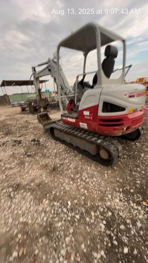2024 TAKEUCHI TB250-2R