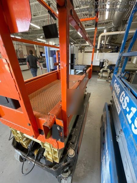 2021 JLG ES1932