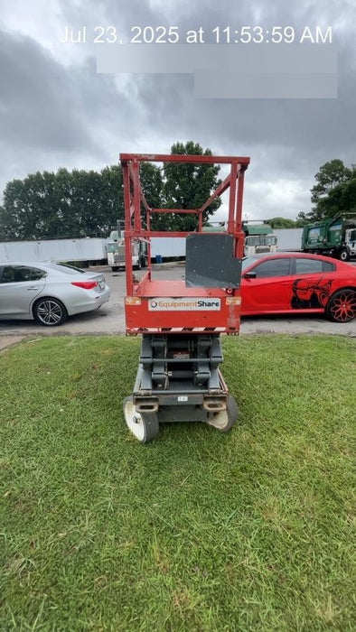 2018 Skyjack SJIII-3226 Skyjack SJIII3226 Scissor Lift w/Trojan Batteries