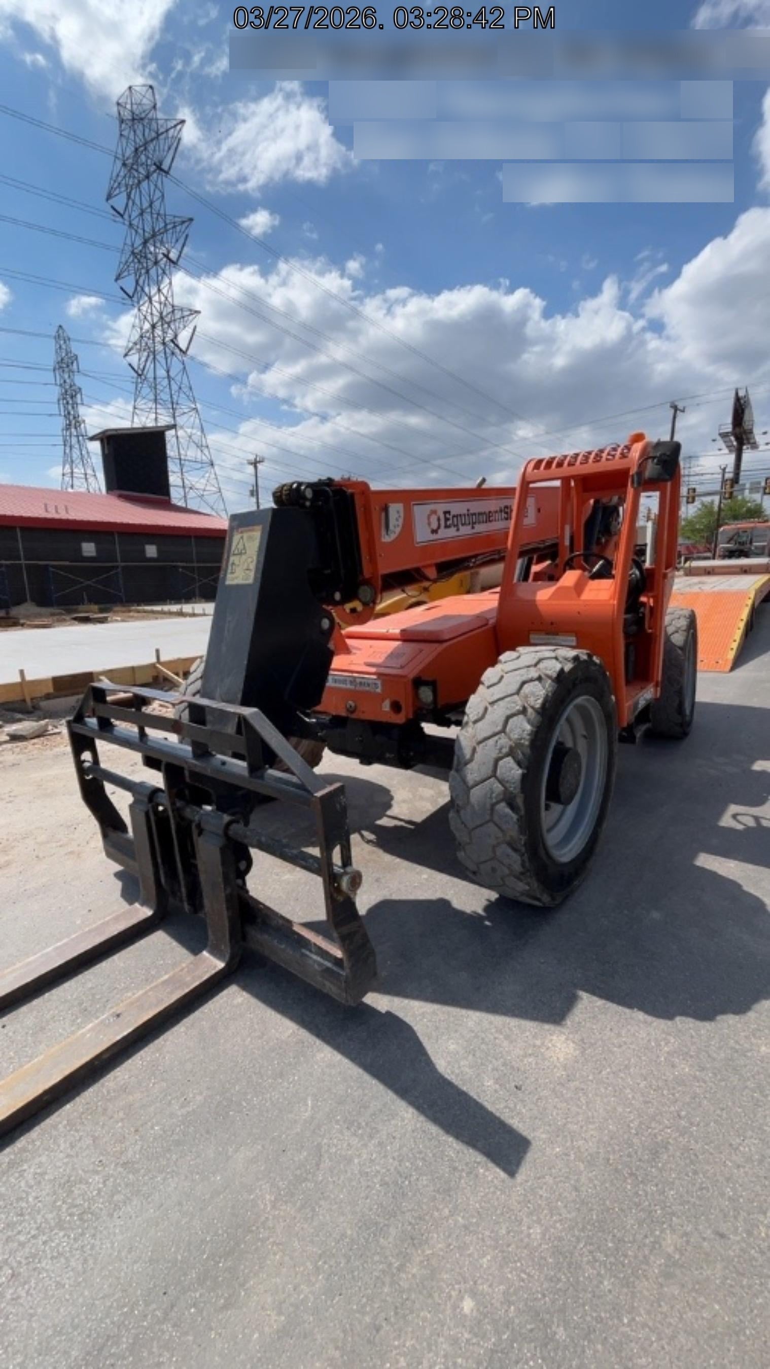 2021 SKYTRAK 8042