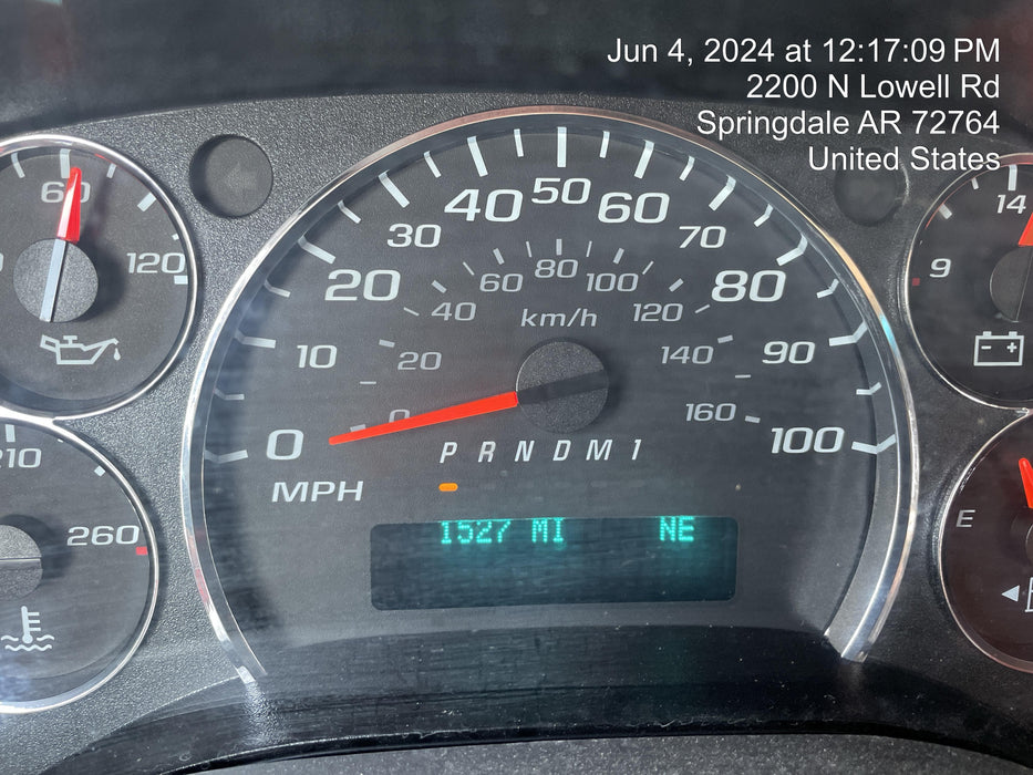 2023 CHEVROLET Express Van - Rental