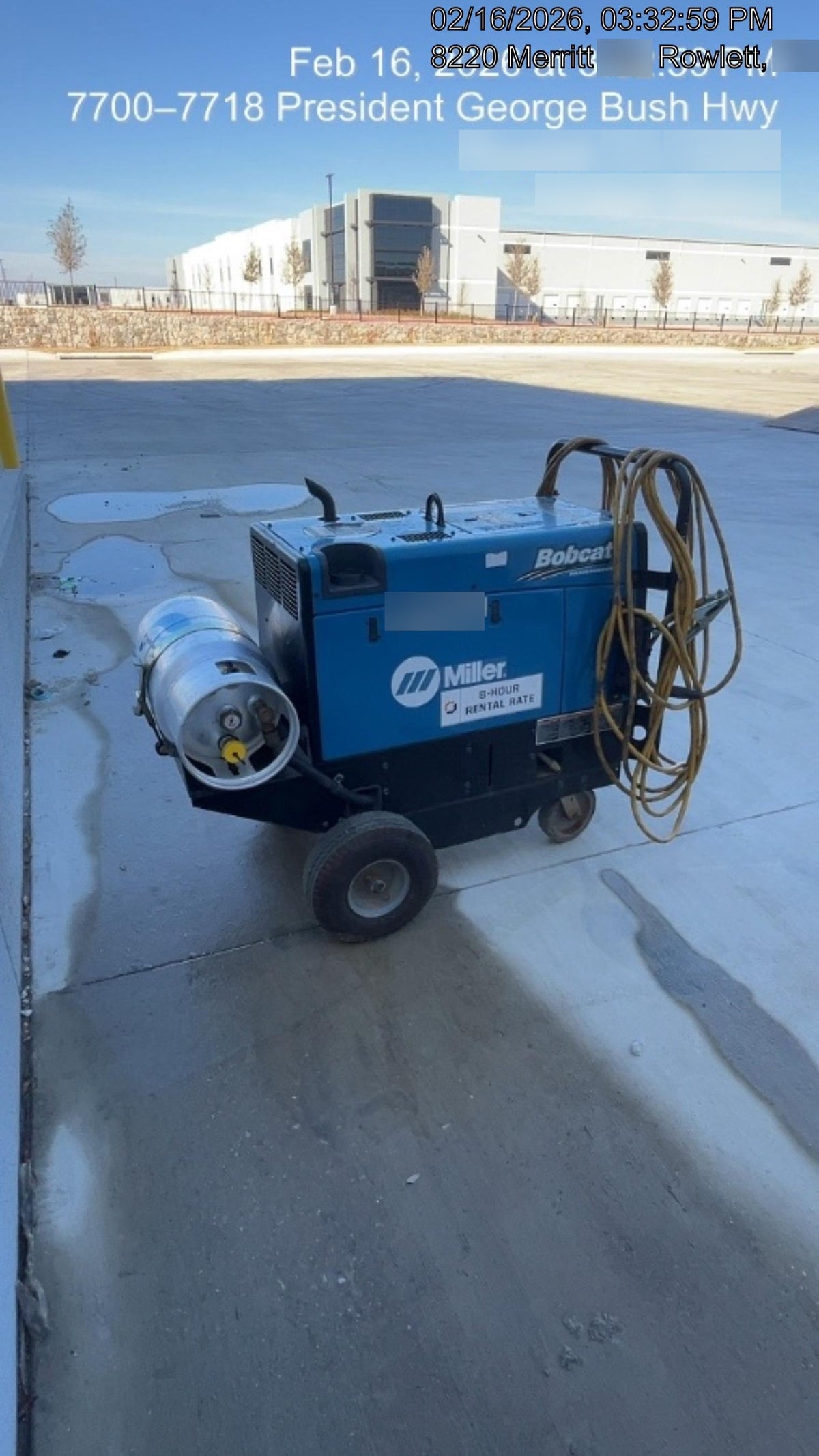 2019 Miller Electric BOBCAT 250 Standard w/Running Gear, Bracket, Hose