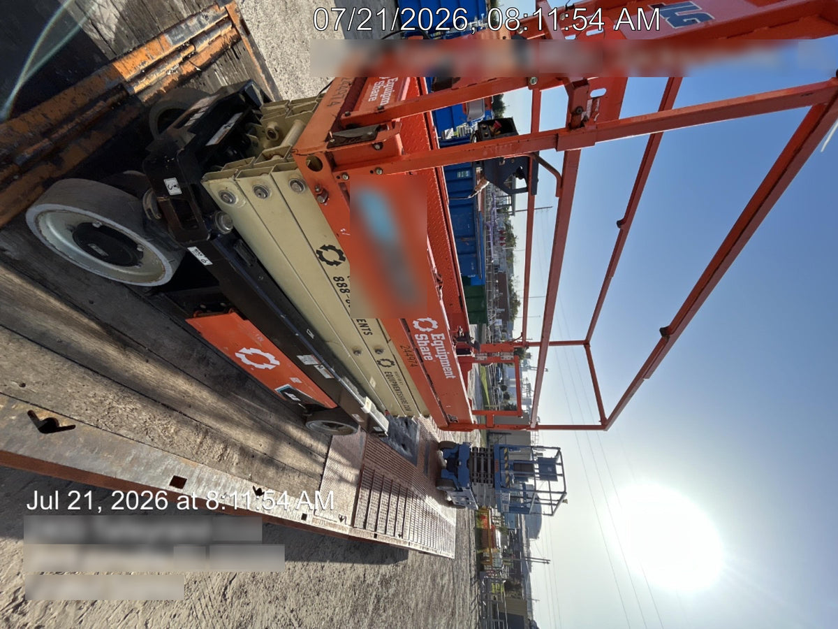 2022 JLG ES2632