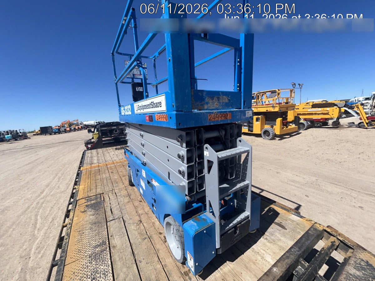2022 GENIE GS-3232
