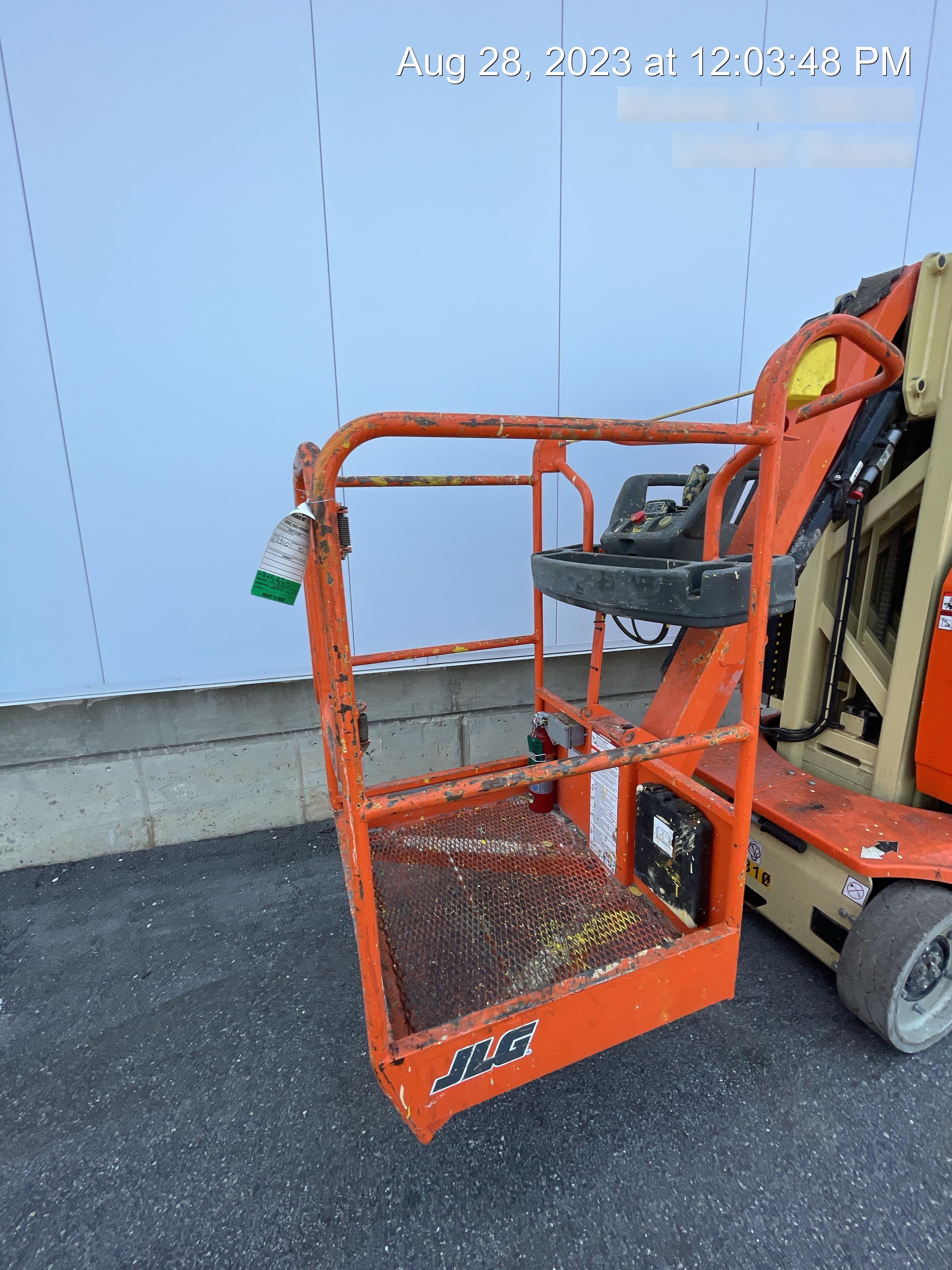 2022 JLG 26E