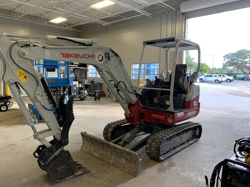 2020 TAKEUCHI TB235-2R