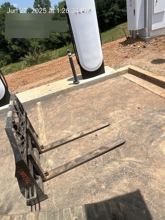 2022 PALADIN 48" Pallet Forks - Paladin