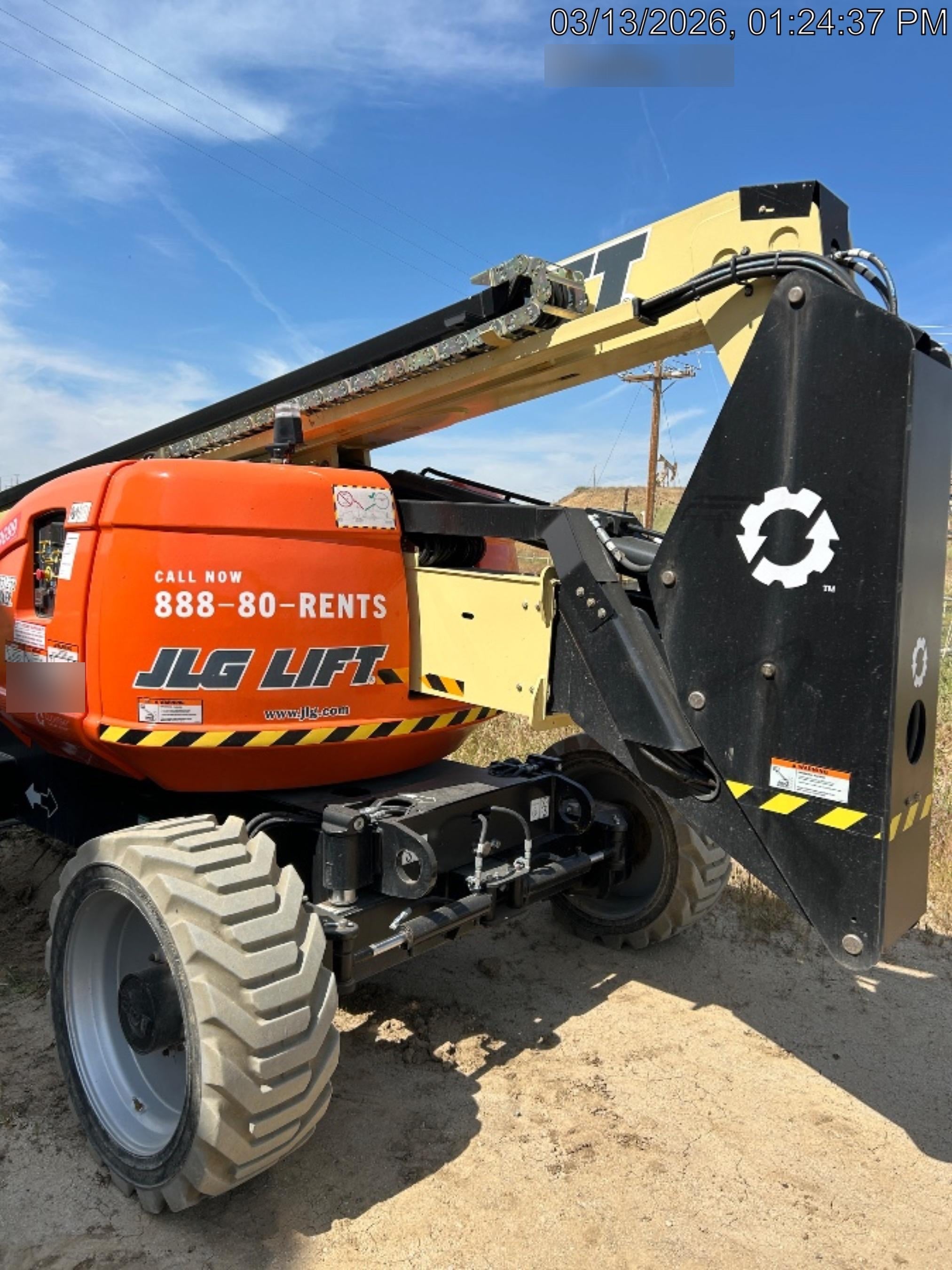 2025 JLG 600AJ