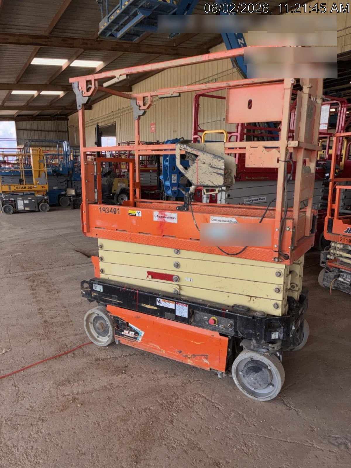 2021 JLG ES1932