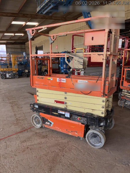 2021 JLG ES1932