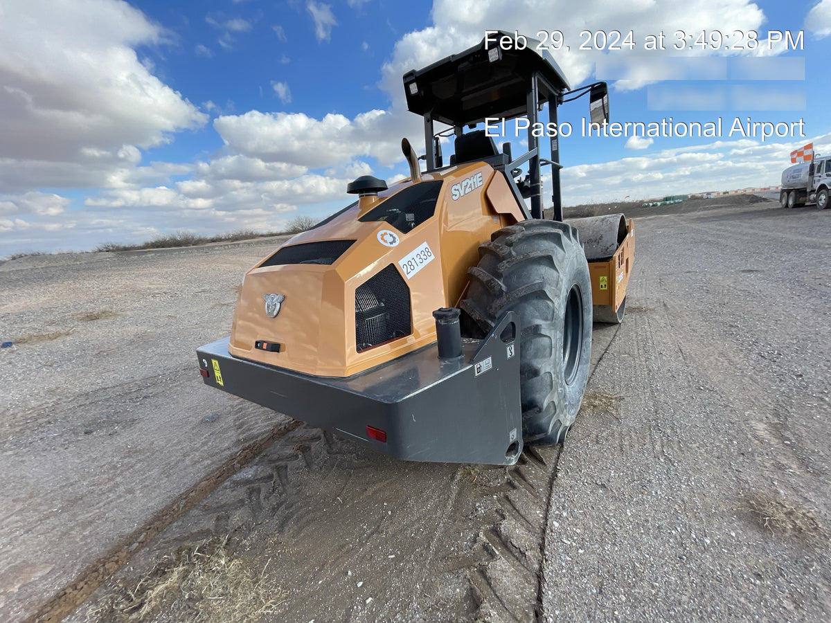 2023 CASE SV211E