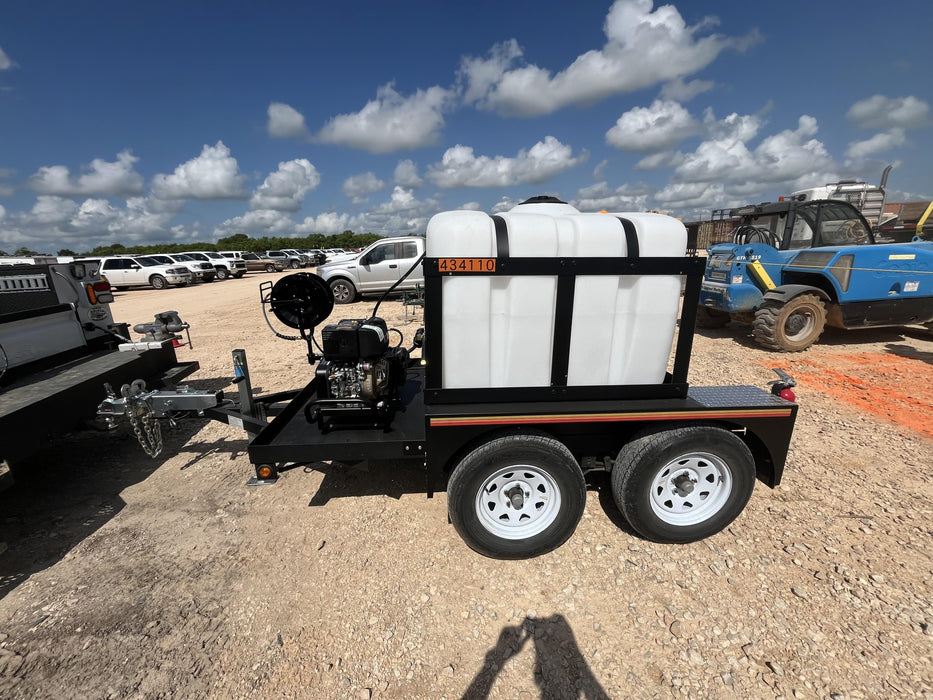 2024 MI-T-M CW-3004-0MKD / AW-9000-0003