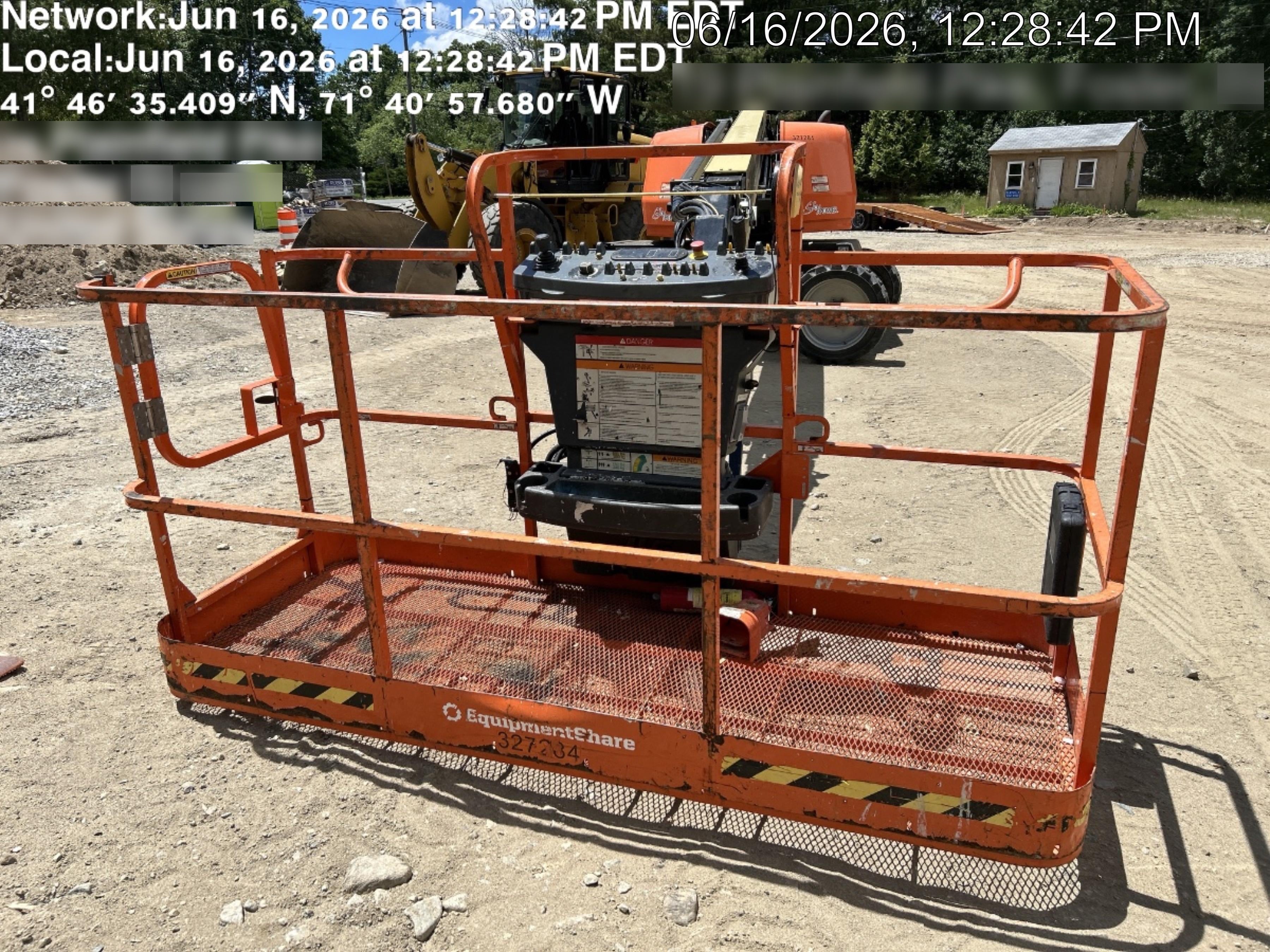 2023 JLG 660SJ