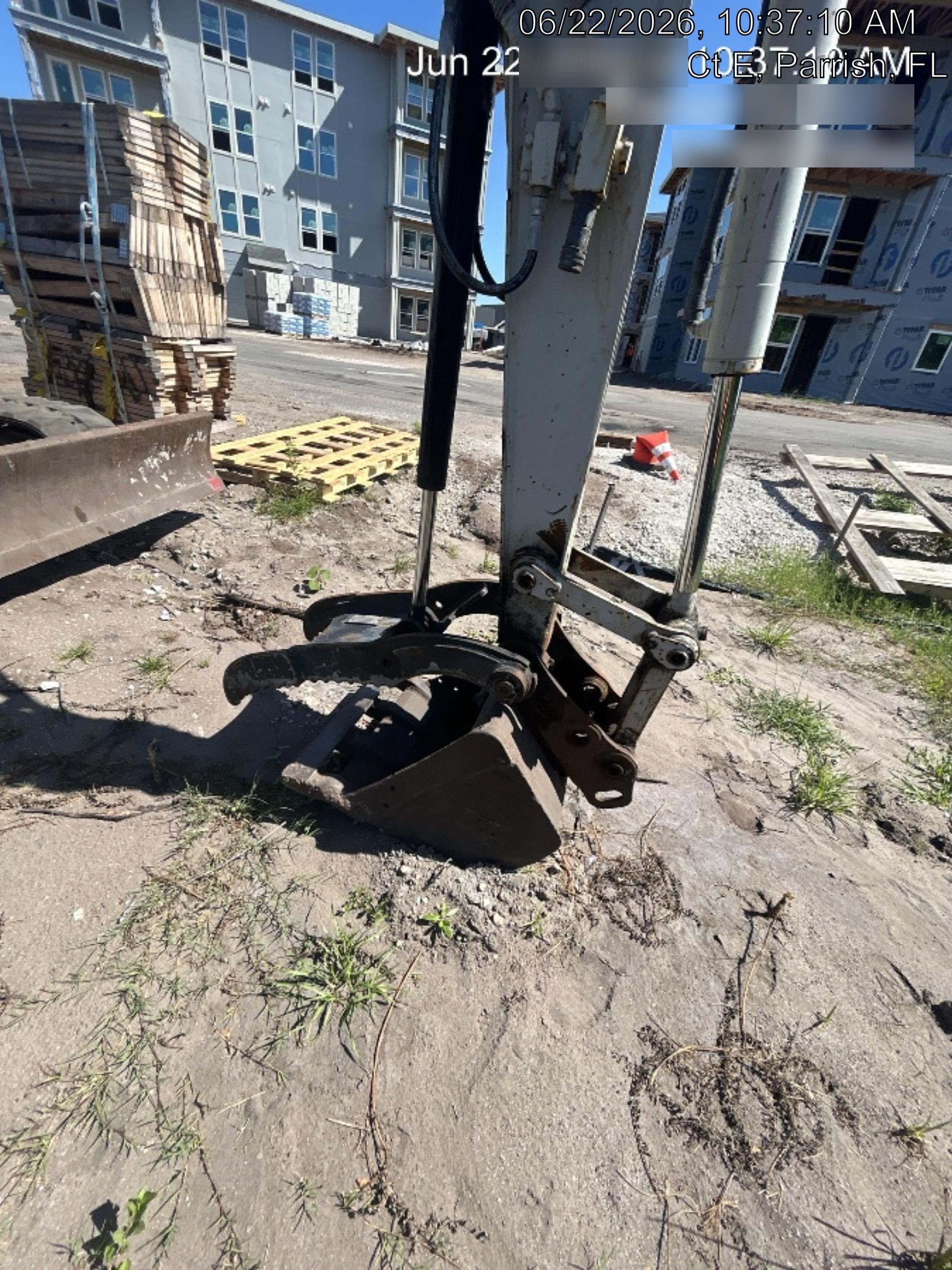 2019 Takeuchi TB260 Canopy, Standard Blade, Auxiliary hydraulics Manual QC, Hydraulic thumb, 12" ,18", 24" Bucket